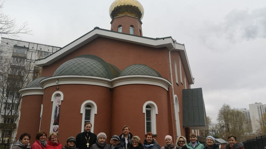 Встреча настоятеля храма сщмч.Ермогена, Патриарха Московского и всея Руси, в Южном Тушино с преподавателями и директором ГБОУ Школа №1286.