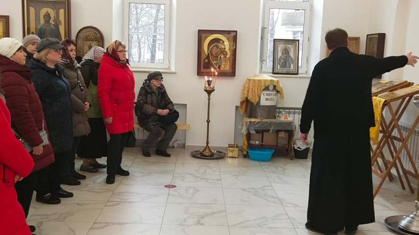 Встреча настоятеля храма сщмч.Ермогена, Патриарха Московского и всея Руси, в Южном Тушино с преподавателями и директором ГБОУ Школа №1286.