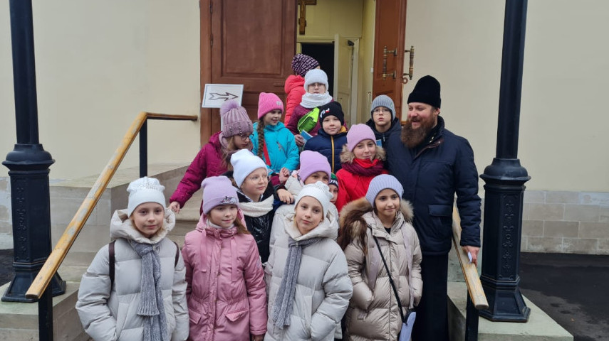 В гостях у батюшки.