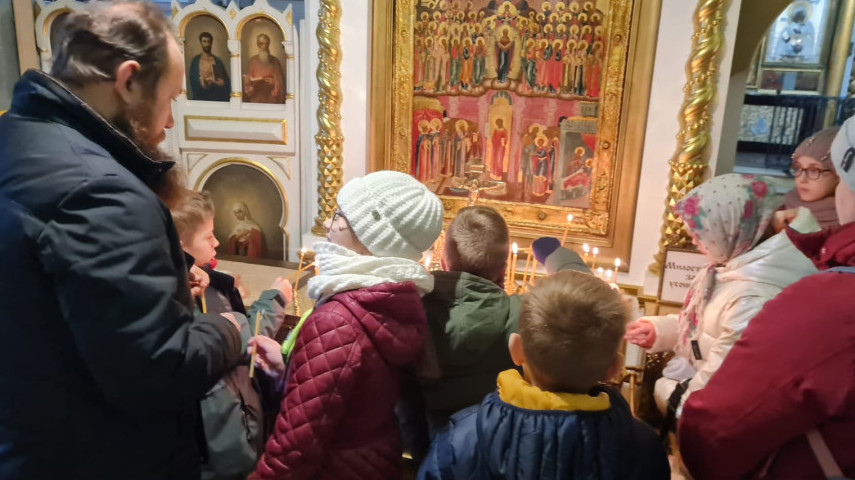 В гостях у батюшки.