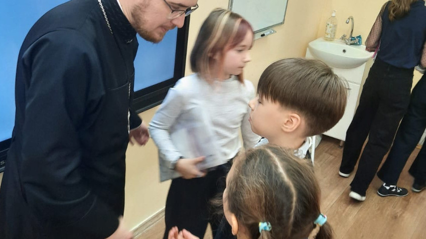 О чем рассказывает икона Введения во храм Пресвятой Богородицы