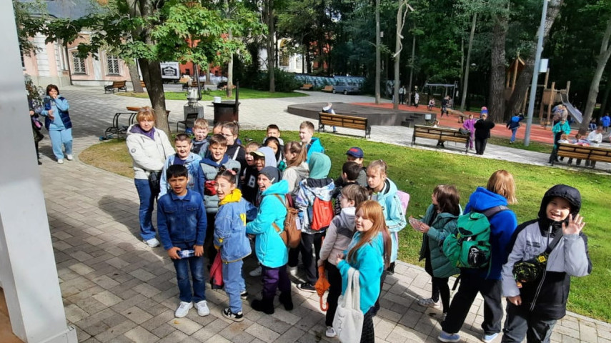 Первая экскурсия нового учебного года в храм Покрова в Покровском-Стрешнево