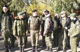 Кадеты школы №2097 посетили храм Покрова Пресвятой Богородицы в Братцевее