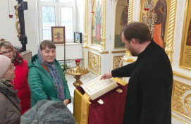 Встреча настоятеля храма сщмч.Ермогена, Патриарха Московского и всея Руси, в Южном Тушино с преподавателями и директором ГБОУ Школа №1286.